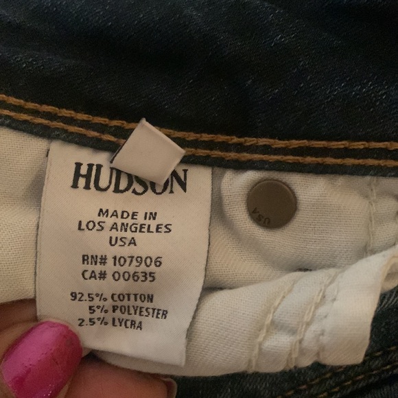 Distressed Hudson jean - Picture 9 of 10